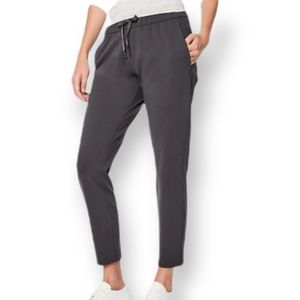 Lululemon Dark Shawdow Grey On The Fly Track Pant Size 10